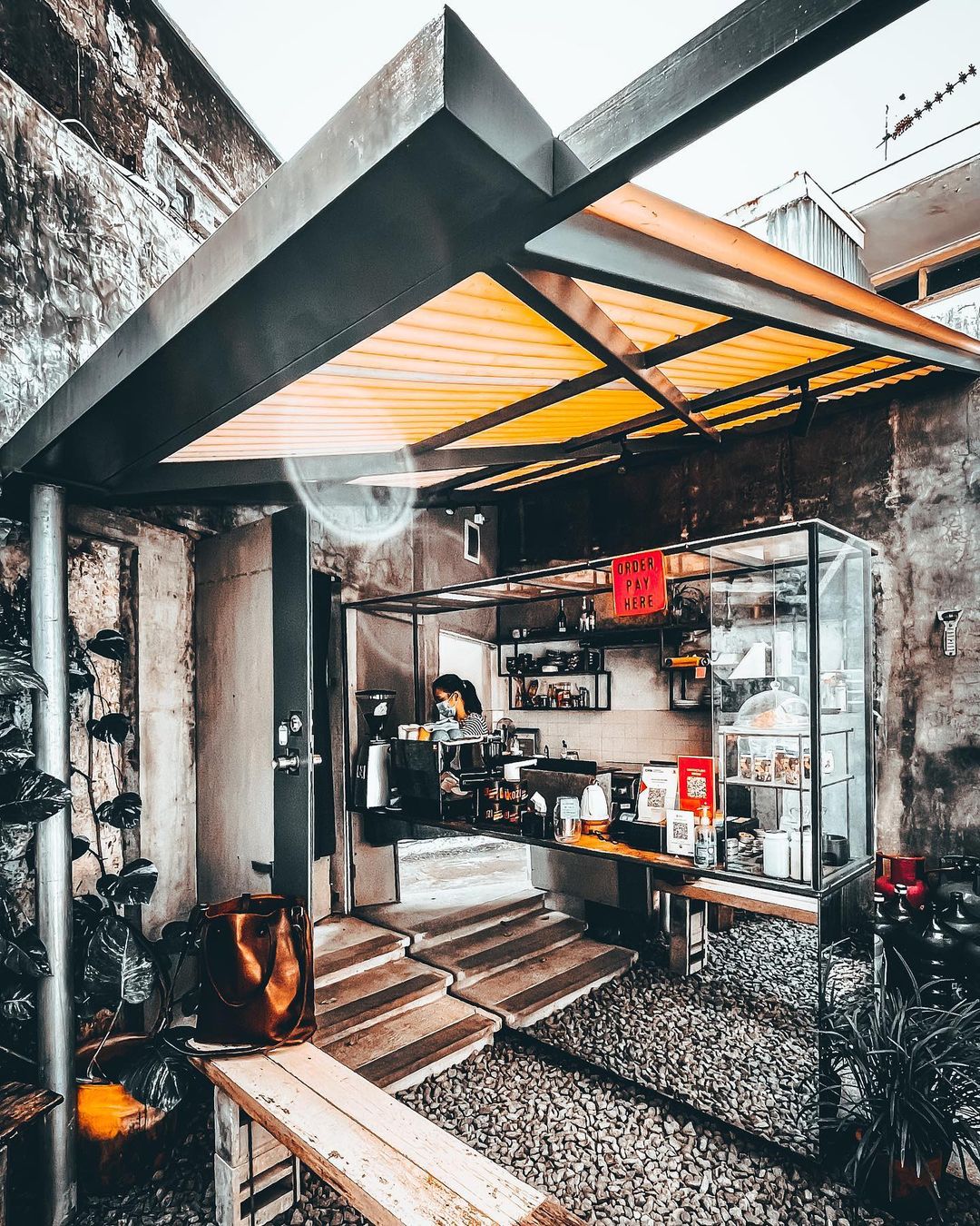 Tempat Nongkrong Super Homey Di Bandung!