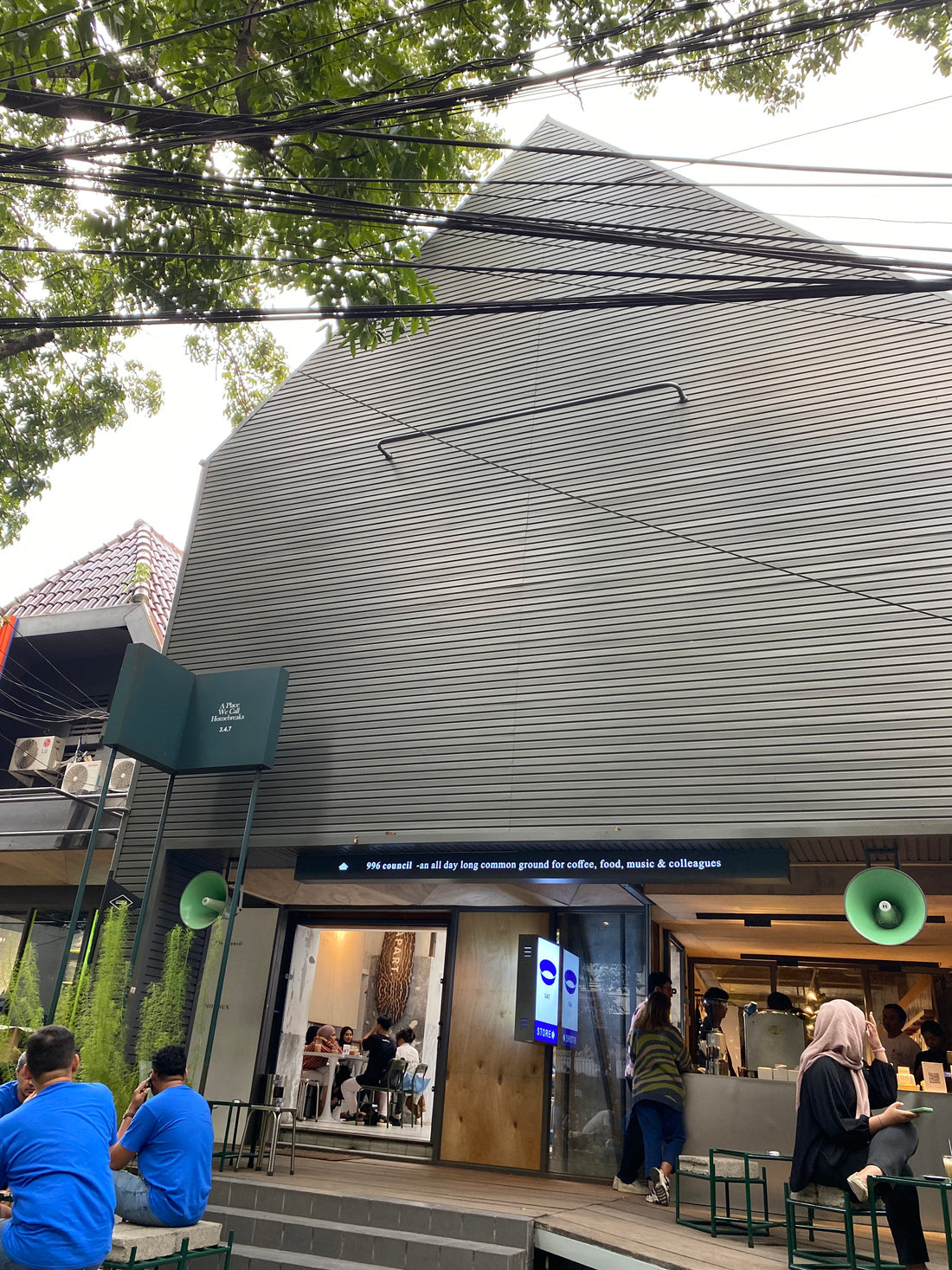 Tempat Kopi Strategis di Tengah Kota Bandung